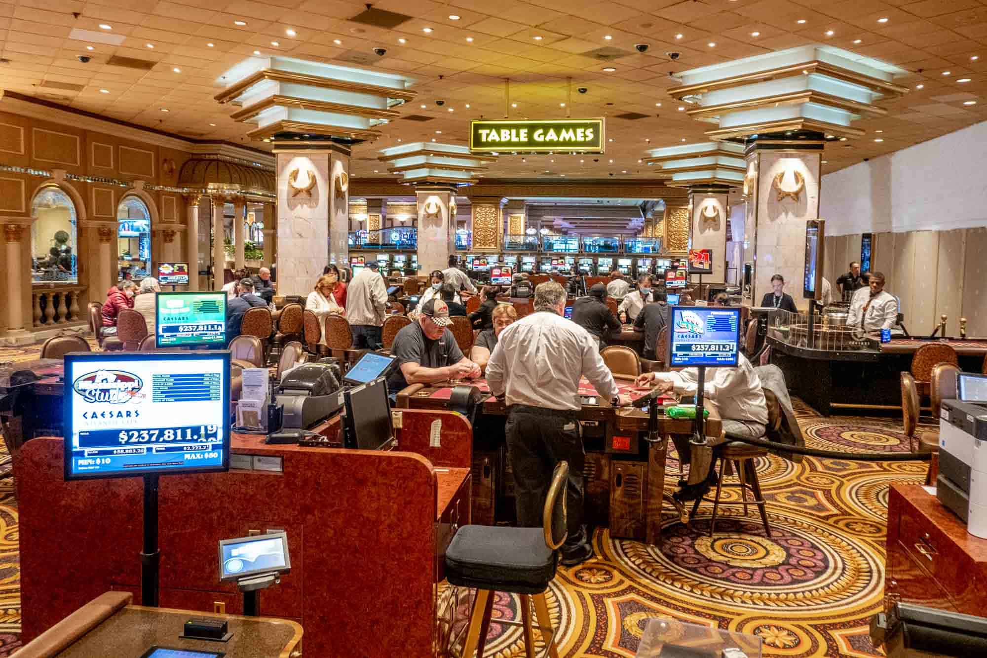Blackjack Stratejileri ve İleri Teknikler